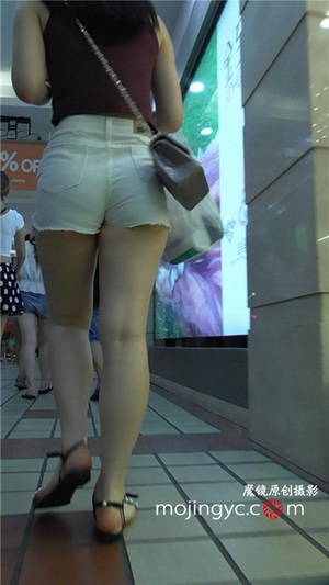 �������Լ���Ʒ������������ȹ��� [MP4-529M]