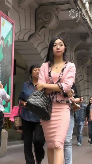 �Ըз�ɫ������ȹ����[MP4-984M]
