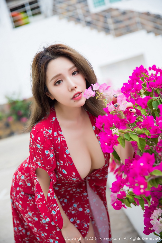 [XIUREN������] 2018.12.24 NO.1284 �ƘSȻ[51+1P166M]