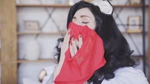Maid sniffs her red panties[mp4/696M]